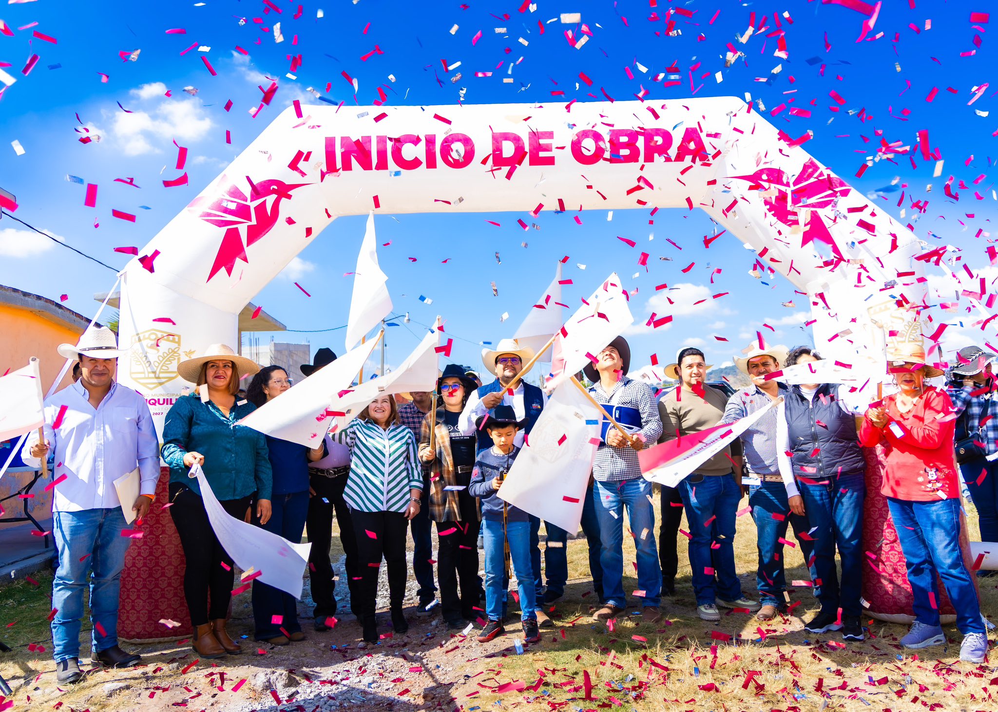Arranque de obra: Pavimentación en la Colonia en San José Deguedó
